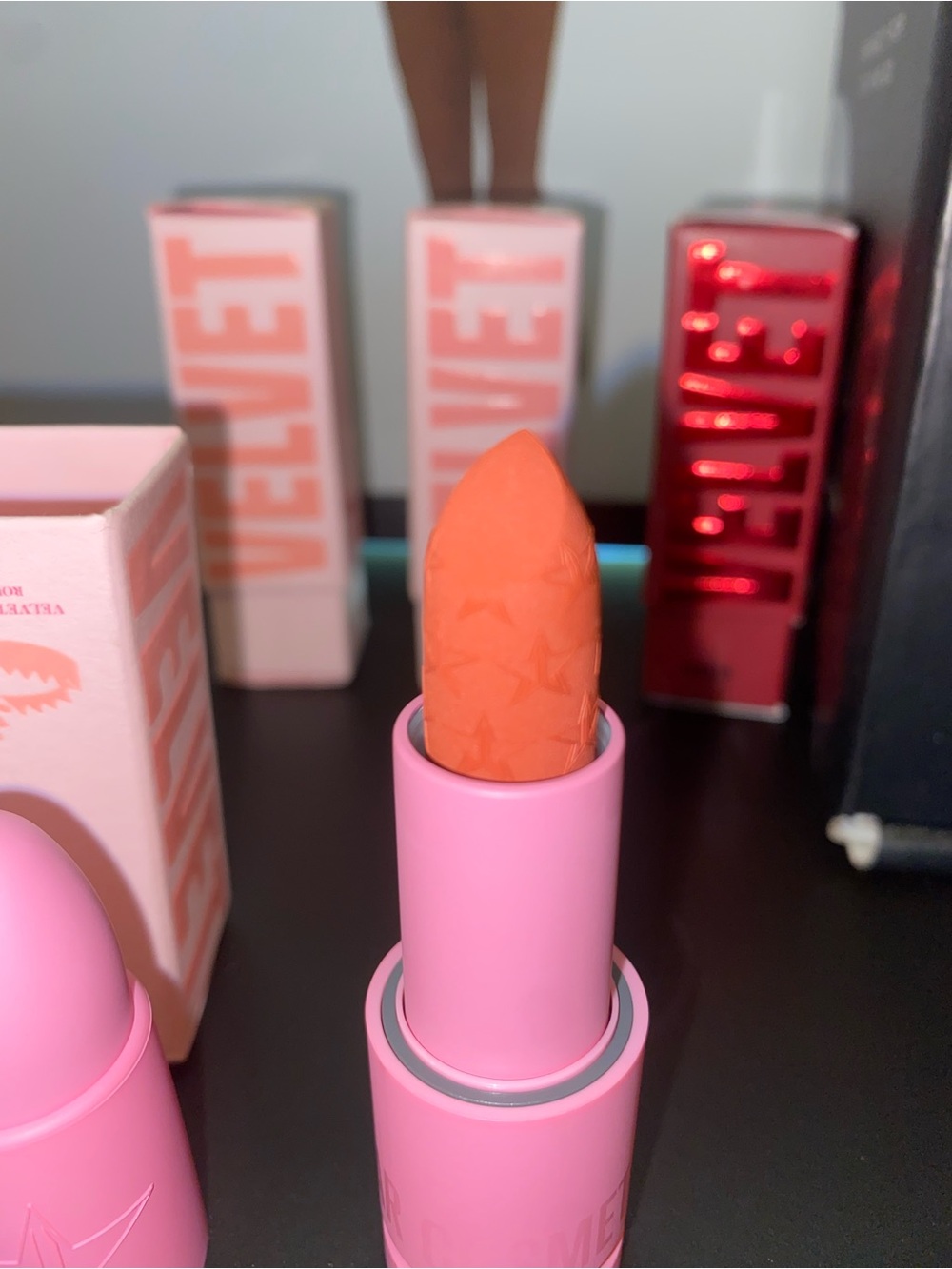 Jeffree Star Ranch Girl Velvet Lipstick - Light Pink - Picture 2 of 9